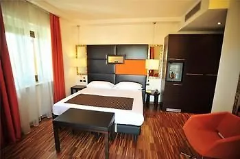 Hotel La Villa Excelsior Bastia Umbra