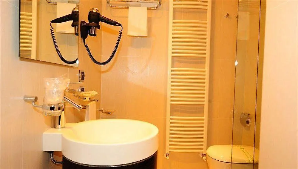 Hotel La Villa Excelsior Bastia Umbra