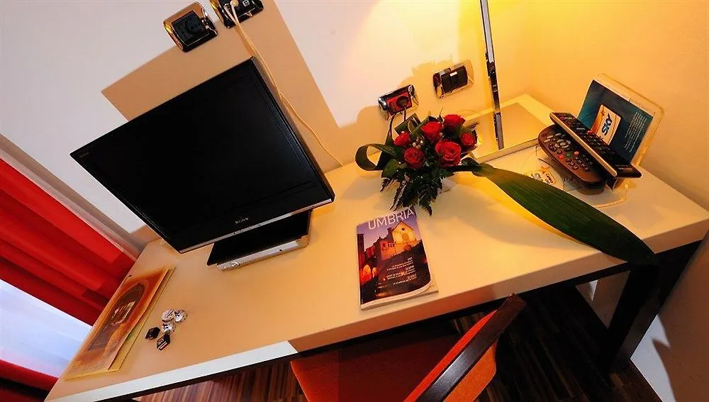 Hotel La Villa Excelsior Bastia Umbra 4*,